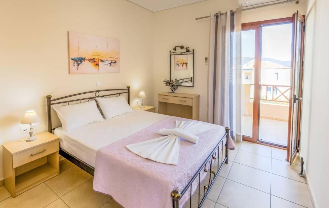 Aloustina Apartments Archangelos  Extérieur photo